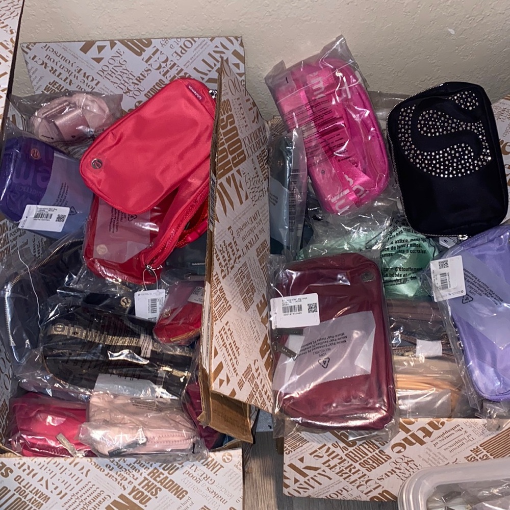 HUGE LULULEMON SALE